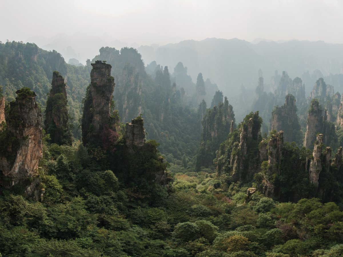 کوهستان نحس «تیانزی» در کشور چین منطقه ای است که کوه های شناور پاندورا در فیلم سینمایی «آواتار» از آن الهام گرفته.
