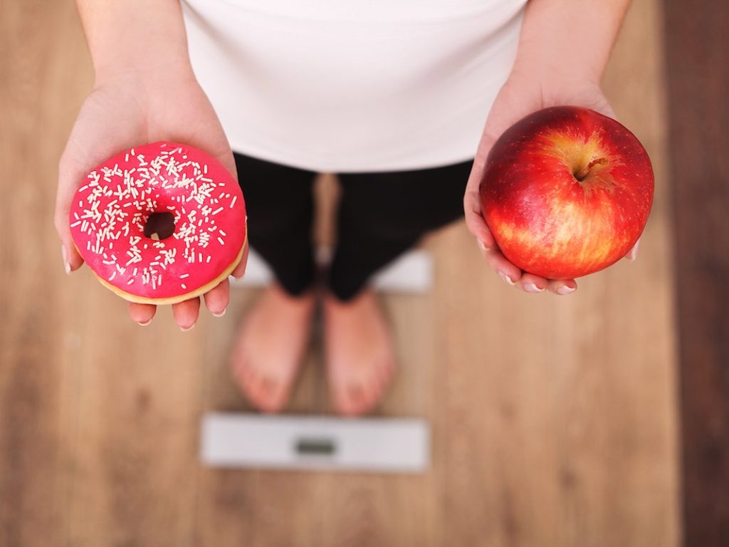۹ راهکار روانشناسانه که به کاهش وزن تان منجر خواهند شد