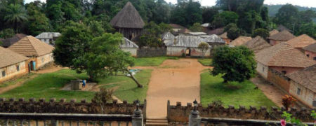 داستان حیرت انگیز قصر تاریخی فرمانروای بافوت و یکصد همسر او