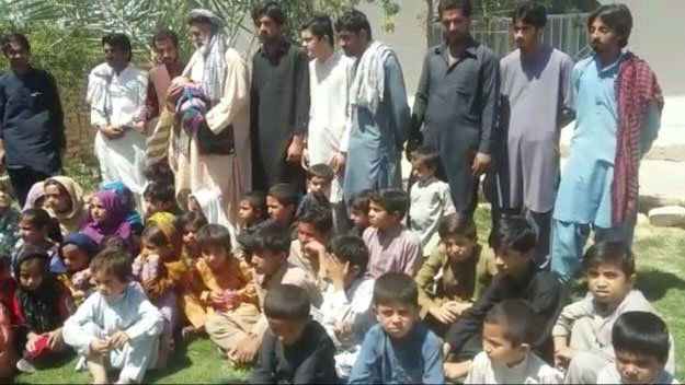 abdul-majid-family-census-balochistan-1491229732-w700