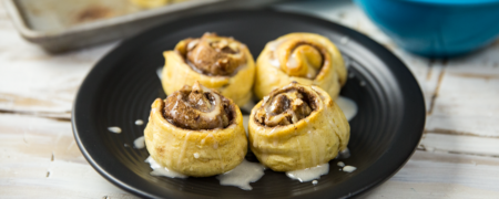 خوشمزه روز:طرز تهیه دو نوع نان شیرین برای صبحانه [تماشا کنید]