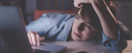 ۱۷ شیوه ای که شغل اداری شما به سلامتی تان آسیب وارد می کند