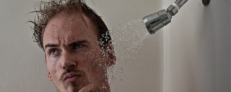 چرا وقتی زیر دوش هستیم ایده های نابی به ذهنمان خطور می کند؟