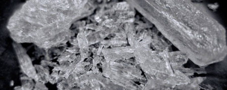 16 حقیقت تکان دهنده درباره ماده مخدر «شیشه» که احتمالاً تا به حال از آن ها اطلاع نداشته اید