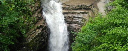 آبشار گردی در بهار؛ از «لونک» تا «ویسادار»