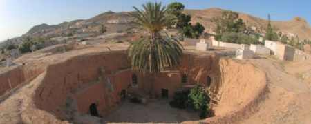 خانه های زیرزمینی در تونس که توسط بربرهای آفریقایی برای فرار از گرما حفر شده اند