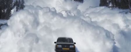 وقتی یک هنرمند جلوه های ویژه تصمیم می گیرد برای فروش خودروی شخصی خود ویدیوی تبلیغاتی بسازد [تماشا کنید]