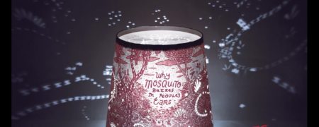 وقتی پاکت های مرغ سوخاری کی افی سی قصه می گویند [تماشا کنید]