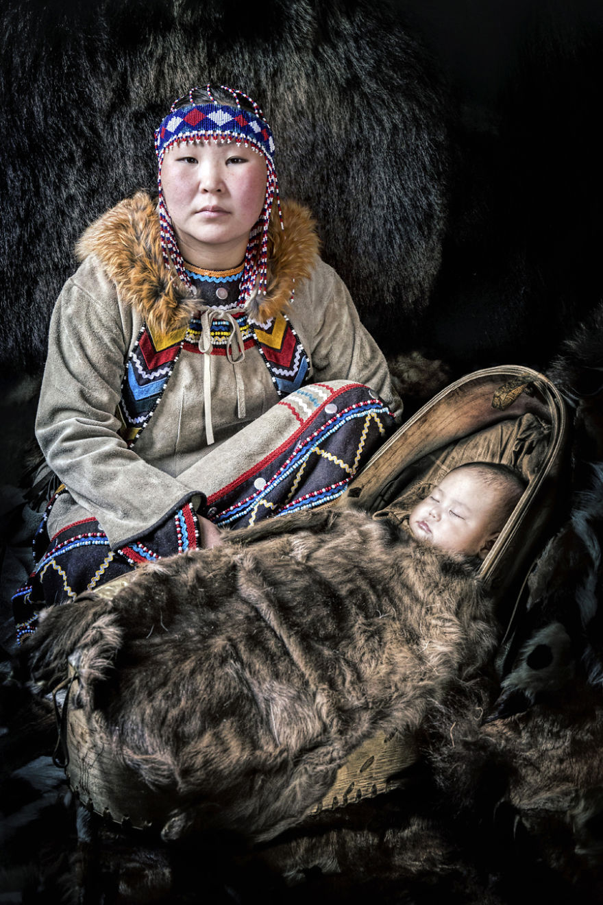 35-Portraits-Of-Amazing-Indigenous-People-of-Siberia-From-My-The-World-In-Faces-Project-594769f3361bc__880