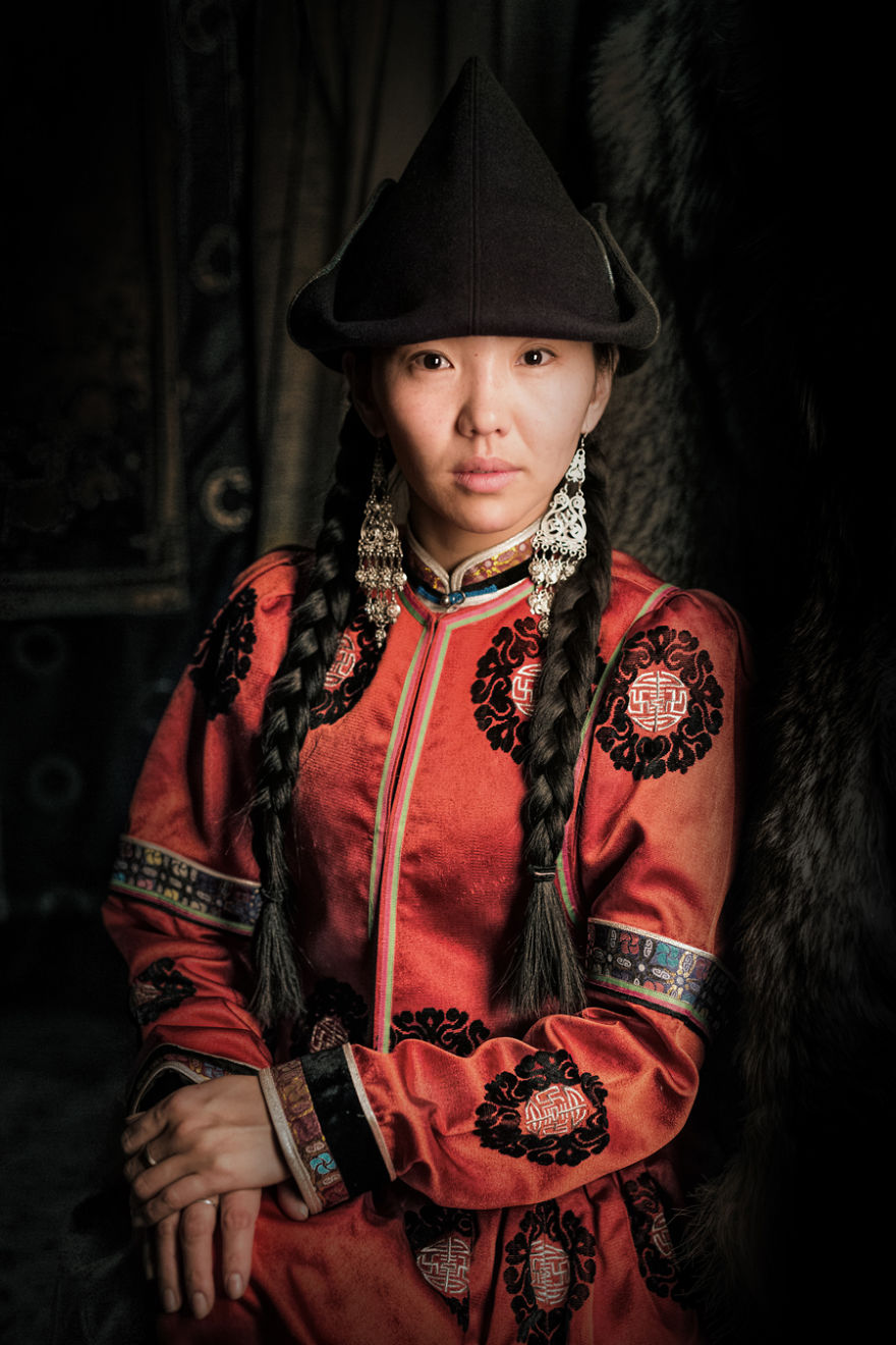 35-Portraits-Of-Amazing-Indigenous-People-of-Siberia-From-My-The-World-In-Faces-Project-59476e384e495__880