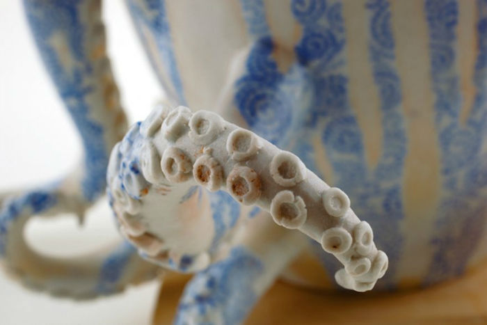 ceramic-pot-octopus-kitsch-kogei-keiko-masumoto-08-w700