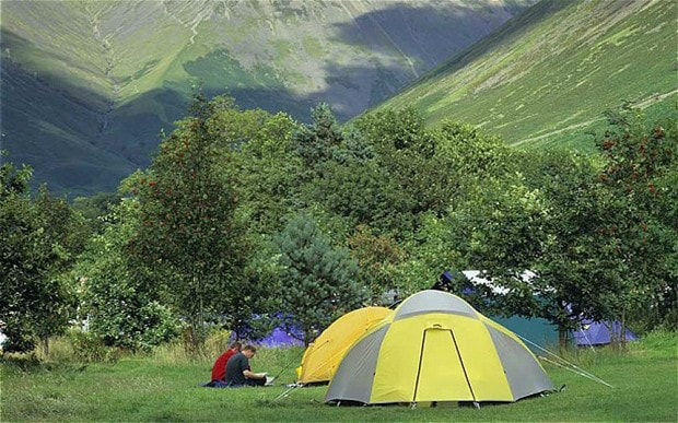 camping-england_2969584b-w900