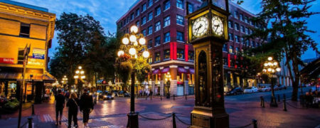 ساعت بخاری در منطقه گاستون در شهر ونکوور که جلوه زیبایی به این شهر داده است