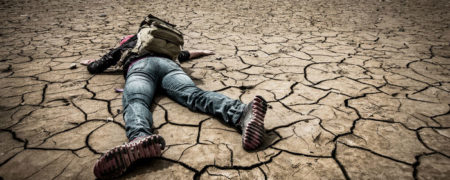 ۱۰ داستان شگفت انگیز و باورنکردنی از نجات انسان هایی که در یک قدمی مرگ بودند [قسمت اول]