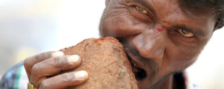 داستان شگفت انگیز مردی که خوردن آجر و سنگ را به بهترین غذاها ترجیح می دهد