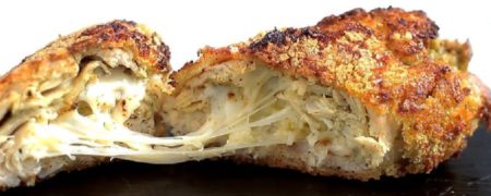 خوشمزه روز: پِستو چیکن با پنیر موزارلا [تماشا کنید]