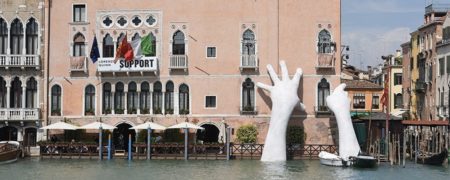 نگاهی به بزرگ ترین مجسمه های ساخته شده از دست در گوشه و کنار جهان