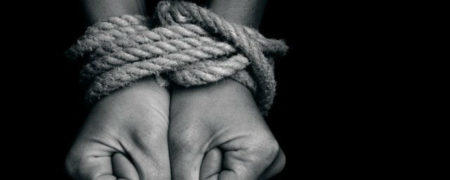 سندروم استکهلم؛ قربانیان آدم ربایی که عاشق ربایندگان خود شده بودند [قسمت اول]