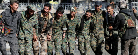 پایکوبی بر گور داعش؛ پایان خونبار رویای آرمانشهری در رقه