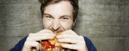 ۵ اتفاق باورنکردنی که با خوردن غذاهای پرچرب در بدن رخ می دهد