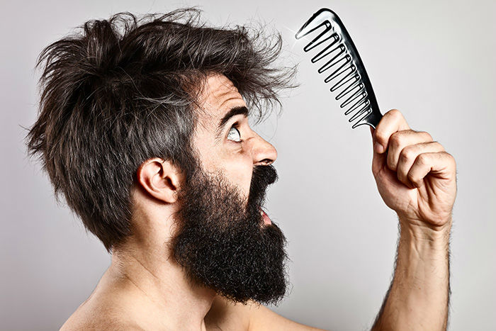 آیا افزایش ریزش مو در فصول تابستان و پاییز نگران کننده است؟