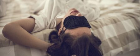 ترفندهای خوابیدن: ۵ راهکار هوشمندانه برای زمانی که خوابتان نمی برد
