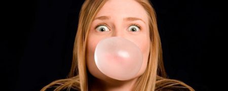 آیا واقعا ۷ سال طول می کشد تا آدامس هضم شود؟