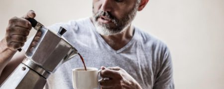 ۸ عادت به ظاهر بدی که به داشتن زندگی بهتر کمک می کنند