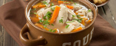 آیا خوردن سوپ مرغ در مبارزه با سرماخوردگی موثر است؟