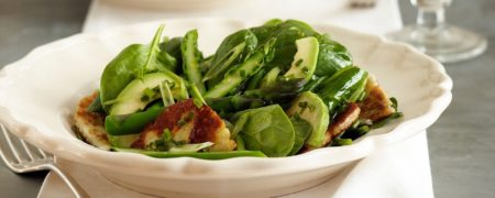 با خوردن سالاد، مغز خود را ۱۱ سال جوان تر نگه دارید