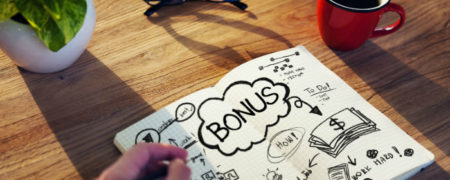 ۳ استراتژی مذاکره در مورد دستمزد که برد شما را تضمین خواهند کرد