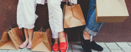 ۵ قاعده ست کردن کفش و لباس برای خانم‌ها [رپورتاژ آگهی]