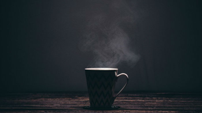 چگونه نوشیدن چای داغ خطر ابتلا به سرطان را افزایش می دهد؟