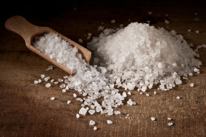 خوردن نمک در مقادیر فراوان چه تاثیری بر روی بدن شما خواهد داشت؟
