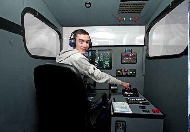 با دوره های ۲۶ ماهه آموزش خلبانی هواپیمای مسافربری آشنا شویم