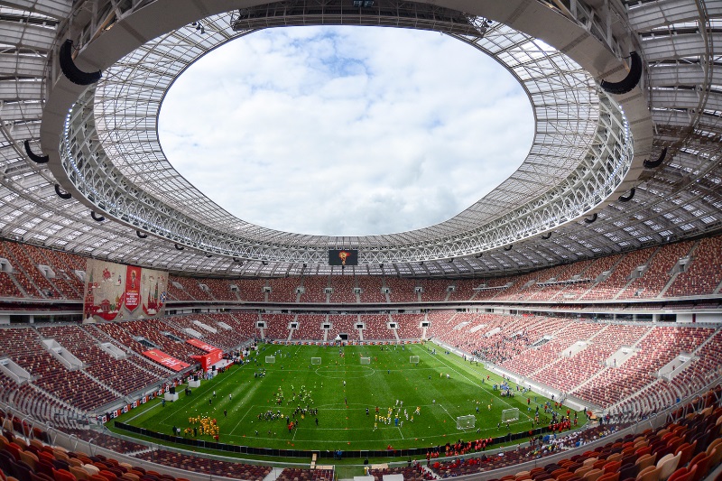 گردش در لوژنیکی: ورزشگاه مجلل بازی افتتاحیه جام جهانی ۲۰۱۸ مسکو