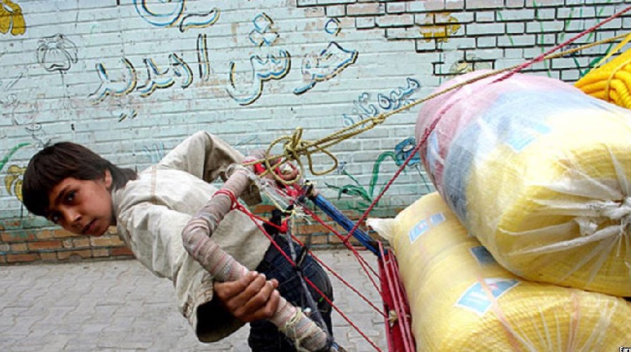 تراژدی تلخ کودکان کار: داغ فقر بر پیشانی جامعه ایران