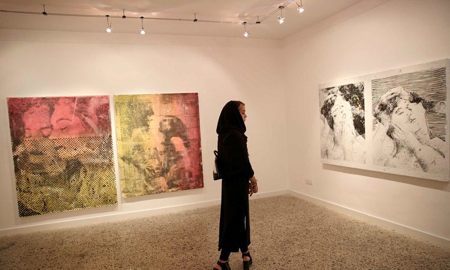 گشتی در نمایشگاه جنجالی «آریر گارد»: نقاشی‌هایی به روایت امیر ناصر اخلاقی