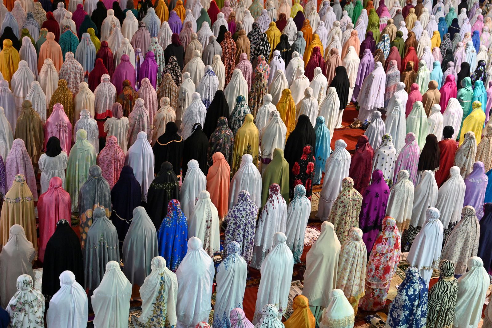 نگاهی به اولین روز ماه مبارک رمضان در سراسر جهان