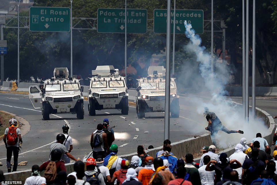 کودتا در ونزوئلا و شایعه فرار نیکلاس مادورو به کوبا