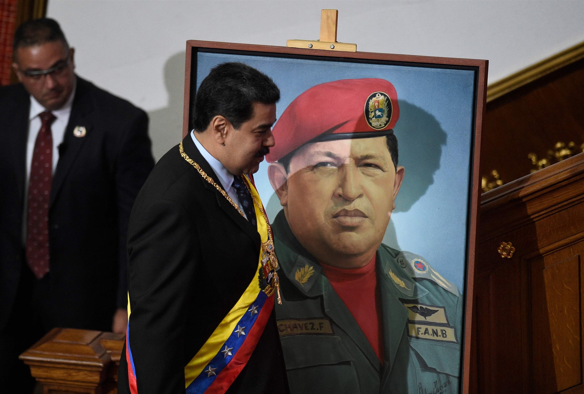 کودتا در ونزوئلا و تلاش نیکلاس مادورو برای فرار از کشور