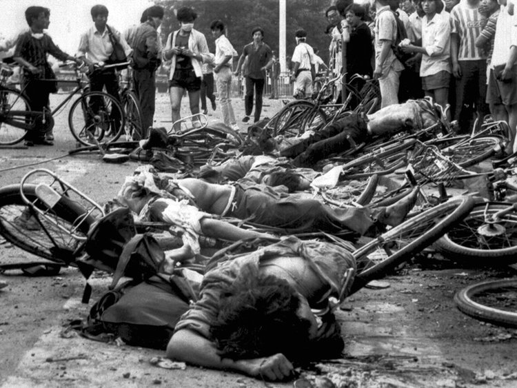 کشتار میدان تیان آن من پکن