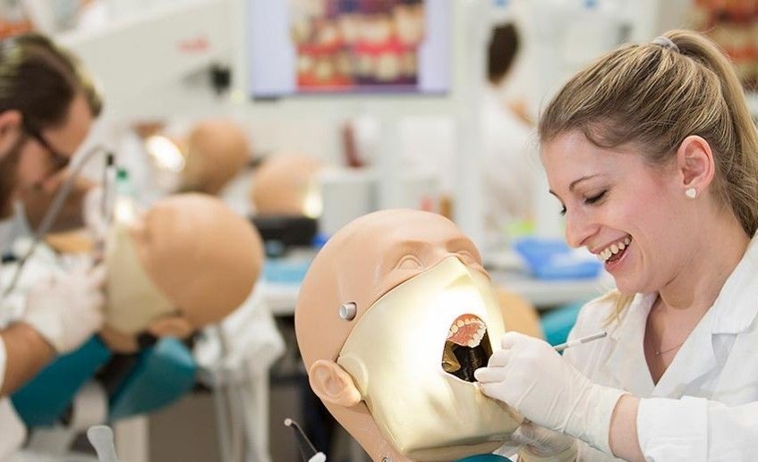 راهنمای تحصیل دندانپزشکی ارزان در دانشگاه‌های آلمان ۲۰۱۹