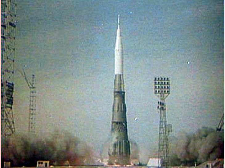 چرا فضانوردان اتحاد جماهیر شوروی هیچگاه موفق به فرود روی ماه نشدند؟