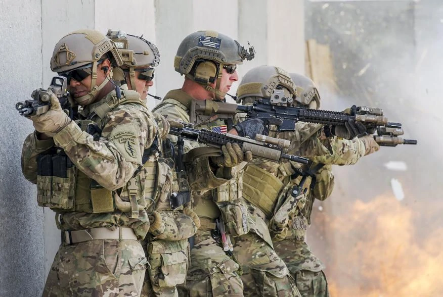 نیروهای ویژه ارتش ایالات متحده که به نام دلتا (Delta) یا دلتا فورس (Delta Force) یا گروه کارکردهای نبردی (CAG) یا هر نام دیگری که از آن ها یاد می شود یکی از بهترین نیروهای عملیات ویژه در جهان است.