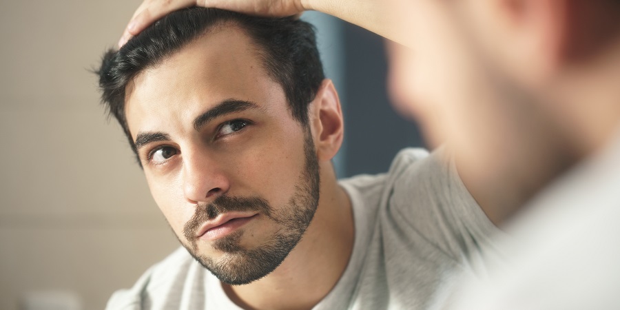 ۶ نشانه هشدار دهنده‌ای که می‌گویند ریزش موهایتان طبیعی نیست