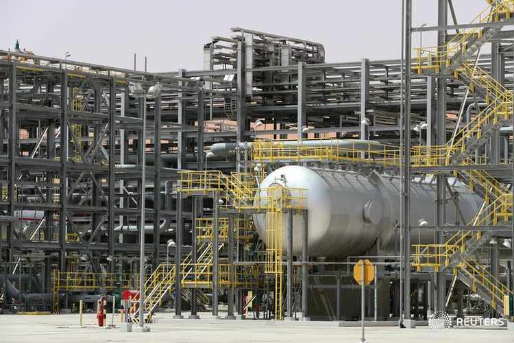 در روزهای اخیر حمله پهپادی به تاسیسات نفتی عربستان و به ویژه تاسیسات غول نفتی آرامکو سعودی (Aramco) باعث ایجاد آشفتگی بی سابقه در بازار نفت شده است.