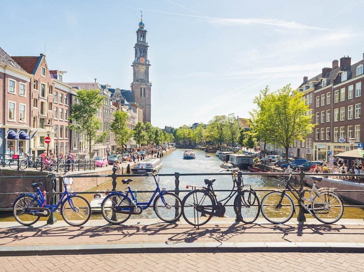 هلند یکی از کشورهای مناسب دوران بازنشستگی