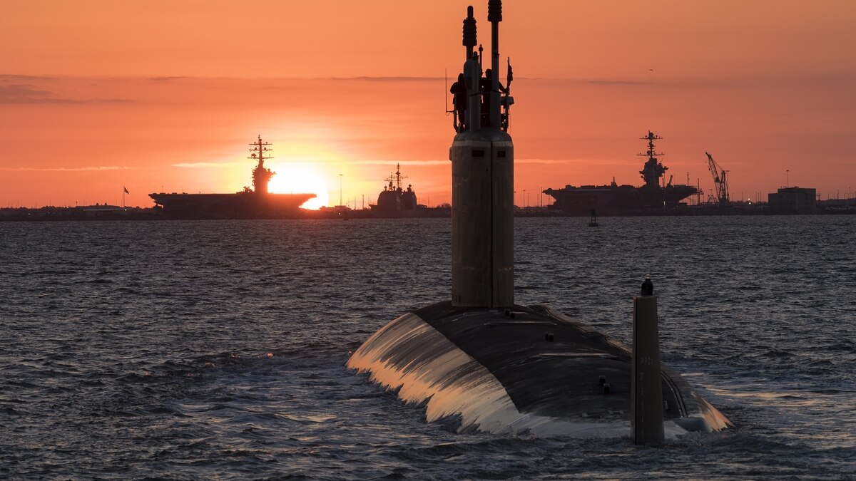 نیروی دریایی ایالات متحده روز دوشنبه بزرگ ترین قرارداد تاریخ خود را بست که به 9 زیردریایی بسیار پیشرفته به ارزش 22 میلیارد دلار مربوط می شود.