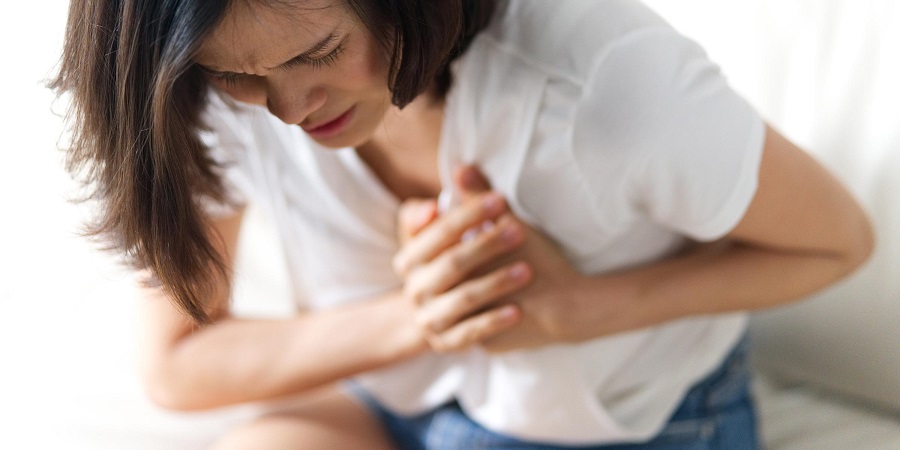 از کجا بفهمیم درد قفسه سینه مان علتی جدی دارد؟